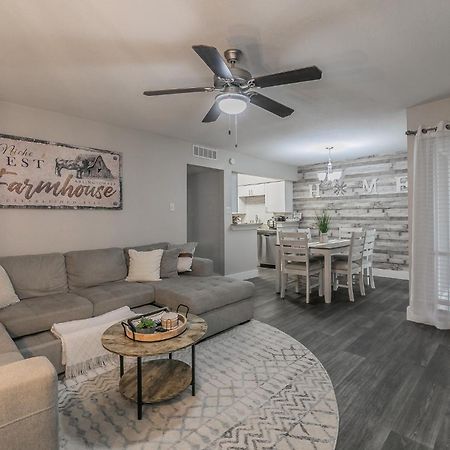 Cozy 2Br Farmhouse Apt - Sleeps 8 - Free Parking! Arlington Exteriér fotografie
