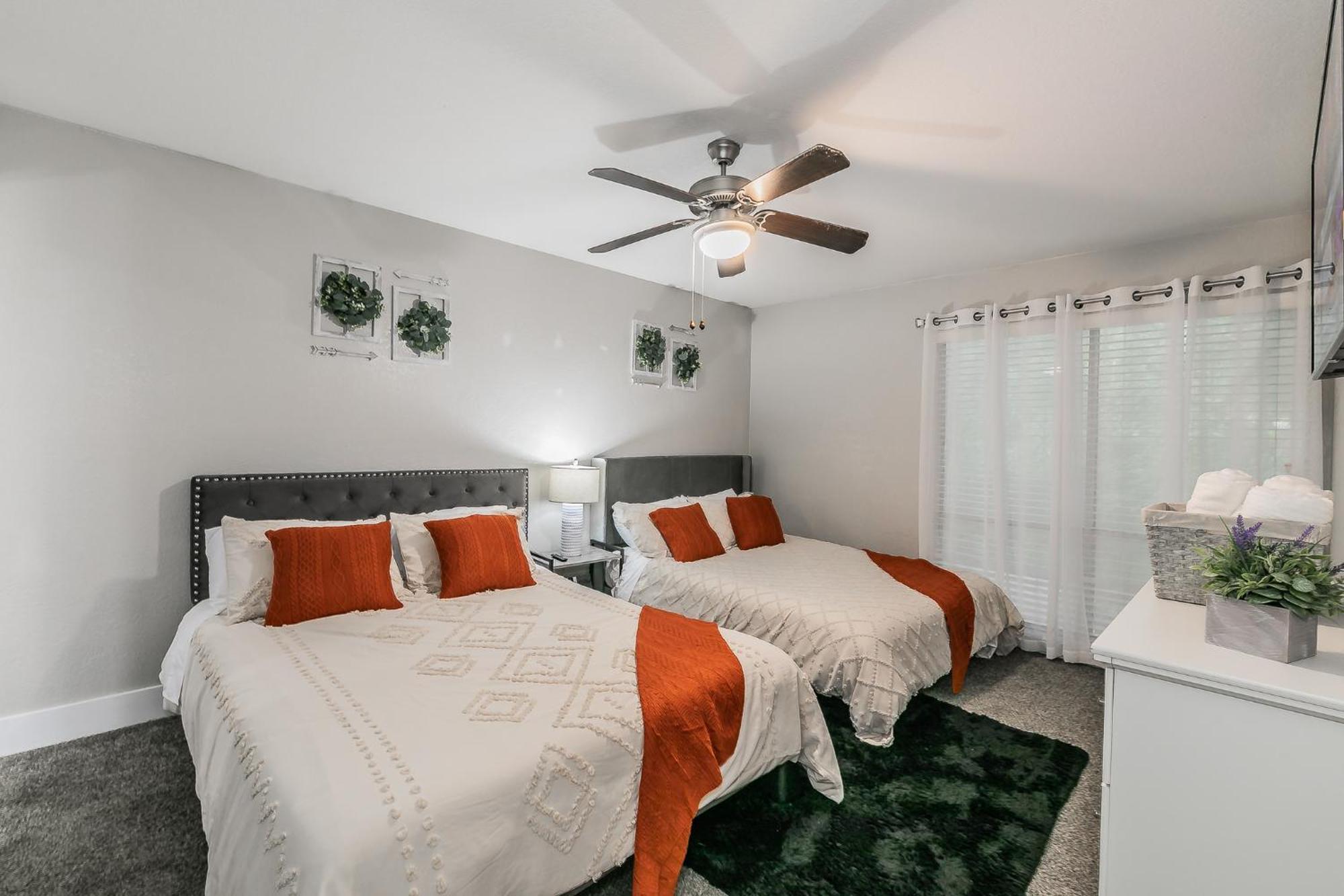 Cozy 2Br Farmhouse Apt - Sleeps 8 - Free Parking! Arlington Exteriér fotografie