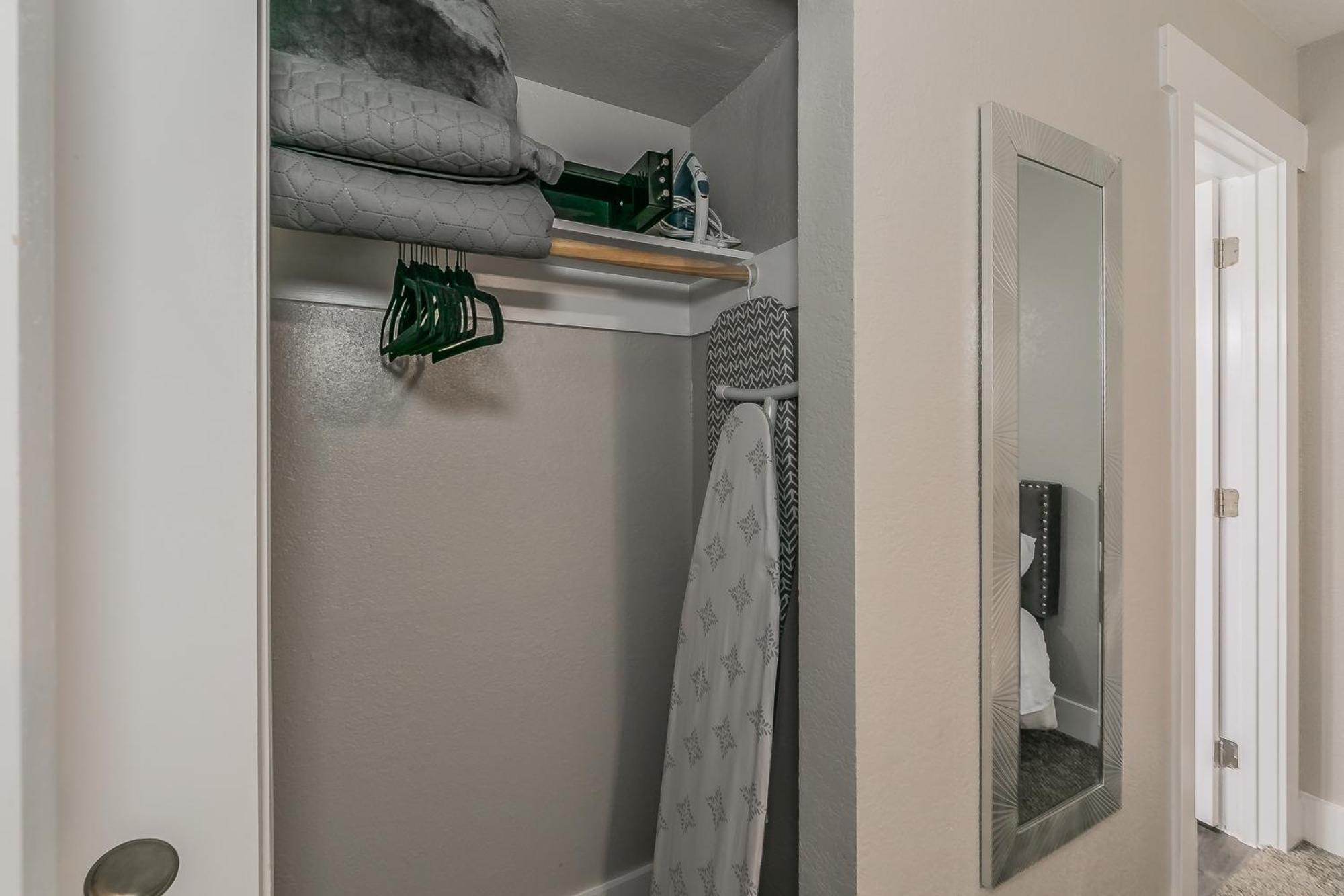 Cozy 2Br Farmhouse Apt - Sleeps 8 - Free Parking! Arlington Exteriér fotografie
