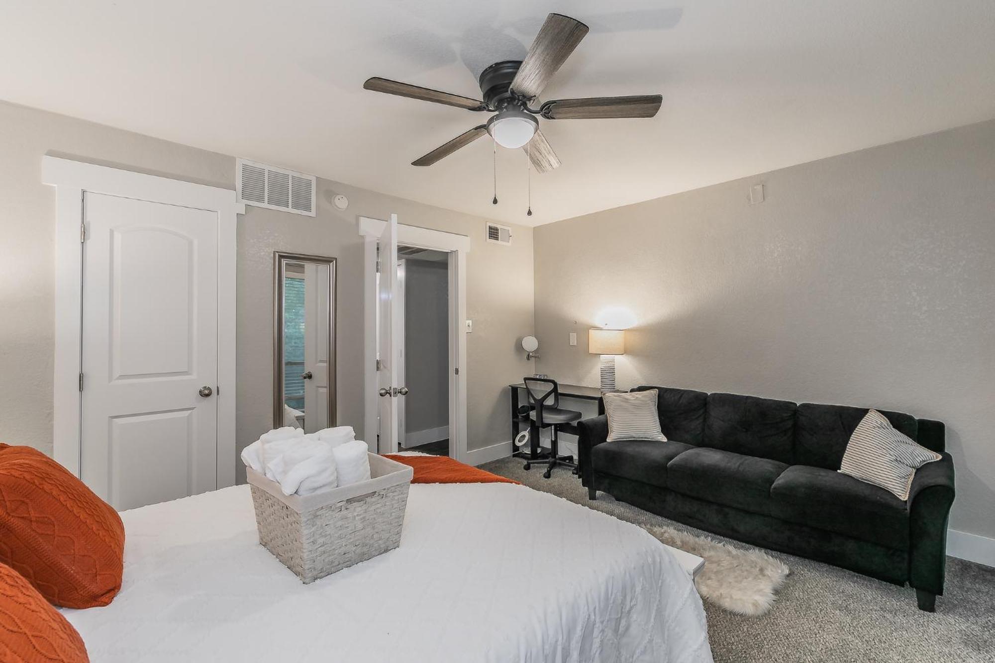 Cozy 2Br Farmhouse Apt - Sleeps 8 - Free Parking! Arlington Exteriér fotografie