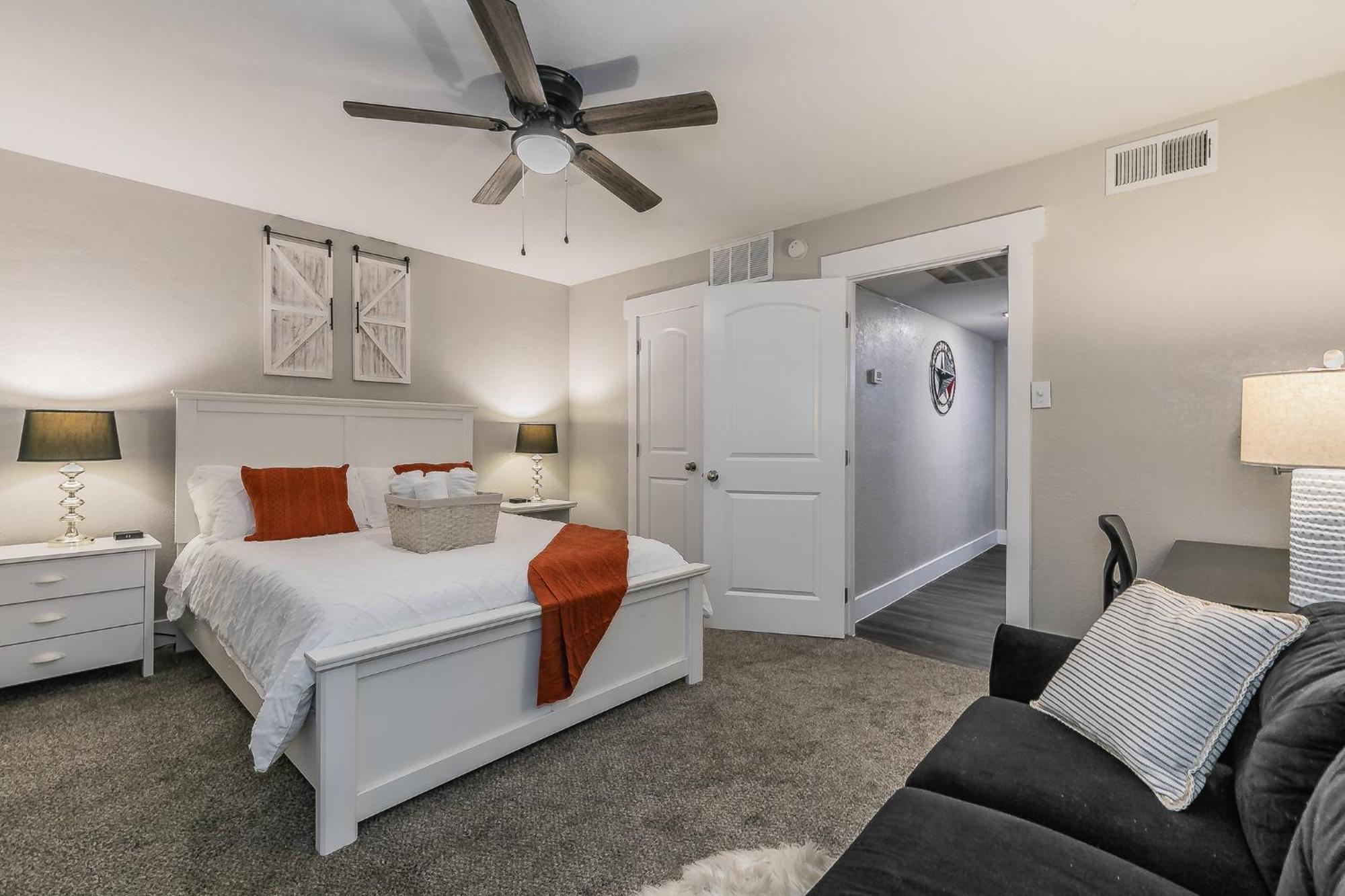 Cozy 2Br Farmhouse Apt - Sleeps 8 - Free Parking! Arlington Exteriér fotografie