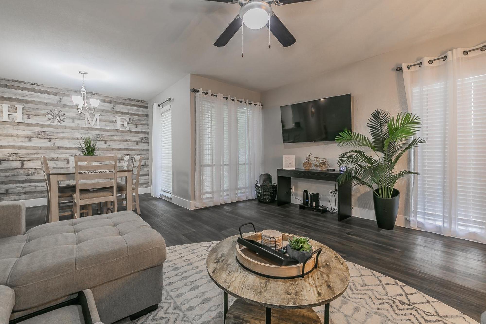 Cozy 2Br Farmhouse Apt - Sleeps 8 - Free Parking! Arlington Exteriér fotografie