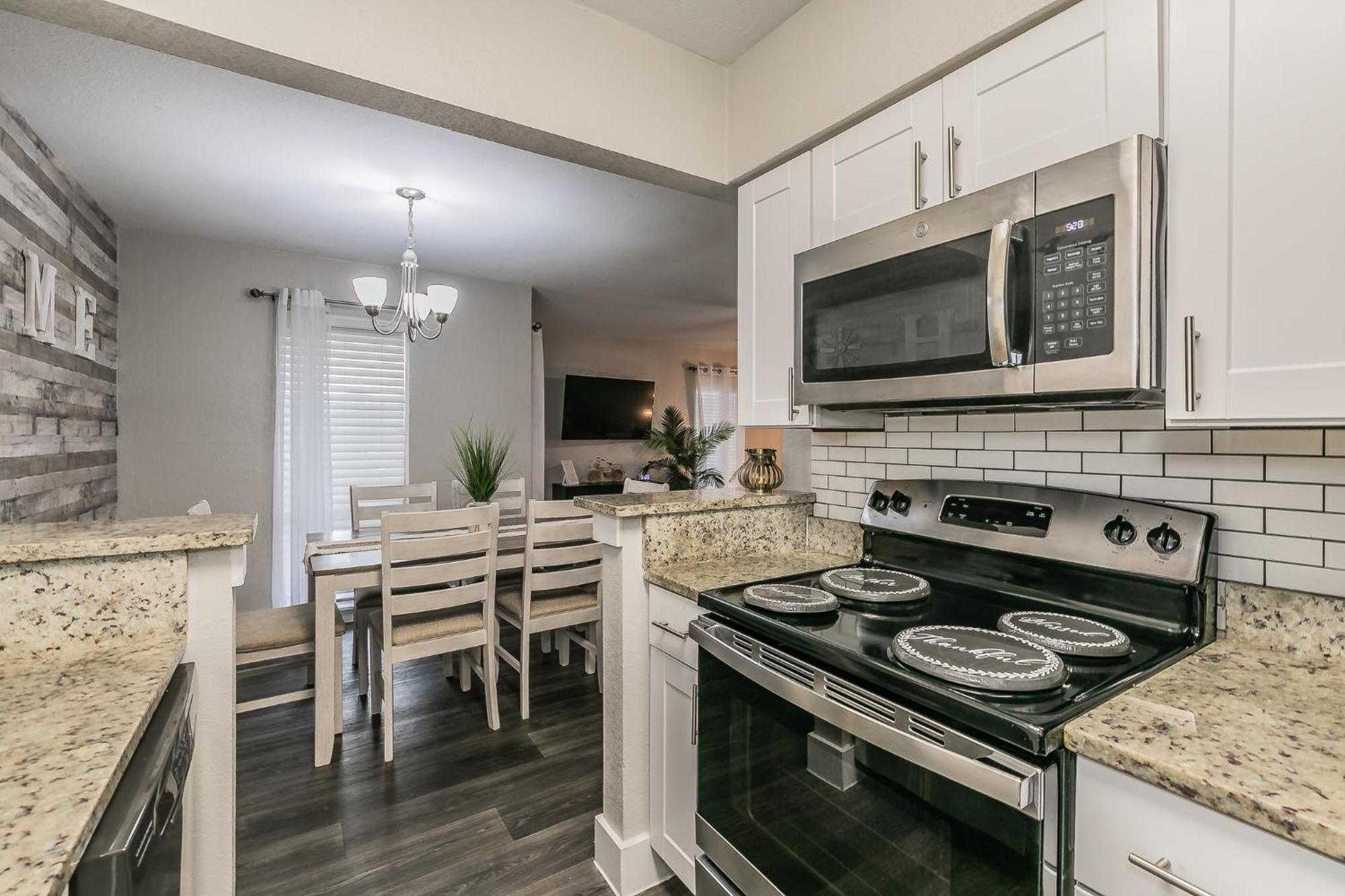 Cozy 2Br Farmhouse Apt - Sleeps 8 - Free Parking! Arlington Exteriér fotografie